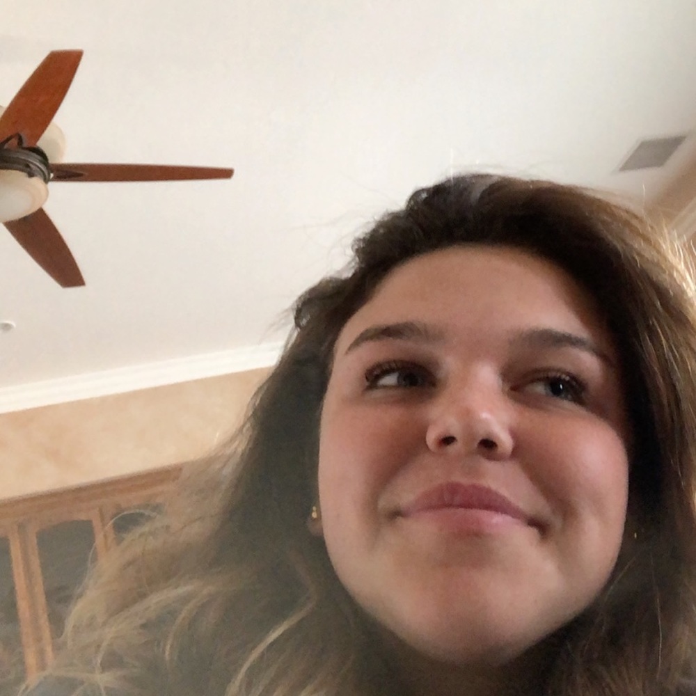 Meet your Posher, Makayla
